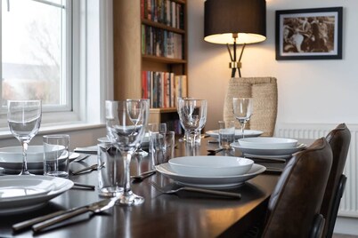 Host & Stay | Preston Park Apartment