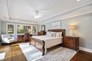 4 camere, ferro/asse da stiro, Wi-Fi gratuito, lenzuola