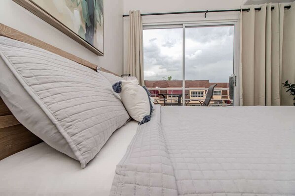 1 chambre, fer et planche à repasser, Wi-Fi, draps fournis