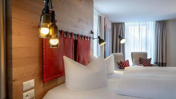 Double Room | In-room safe, free WiFi