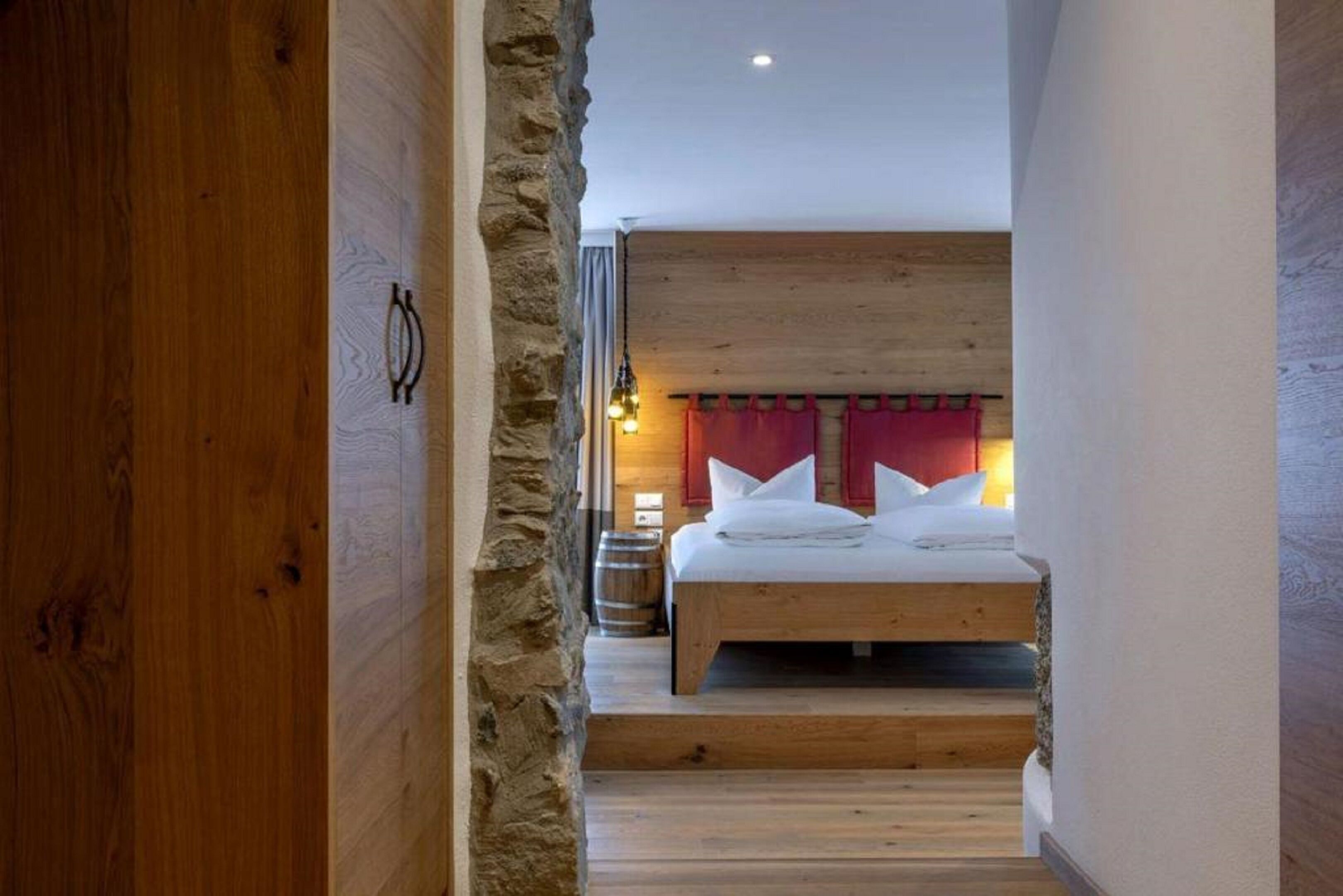 Coffres-forts dans les chambres, Wi-Fi gratuit