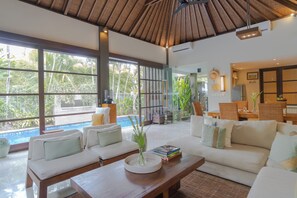 Living area - Akhira One Seminyak (Legian)