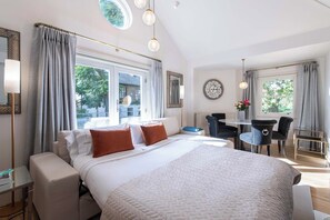 1 soverom, strykejern/-brett, reiseseng for barn og wi-fi (inkludert)