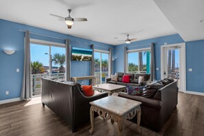 智能電視、DVD 播放機