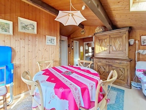 Dining - CHOUTA CHT5 CENTER & TELECABINE 4pers. (Châtel)
