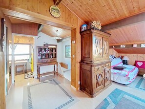 2 bedrooms, free WiFi