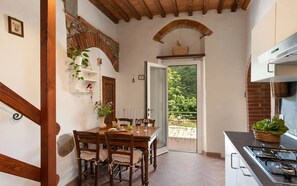 House | Private kitchen | Fridge, oven, espresso maker, toaster - La Casa Del Tiglio (Borgo San Lorenzo)