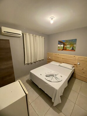 Comfort Double Room | Iron/ironing board, free WiFi - Pousada Nascer do Sol  (João Pessoa)