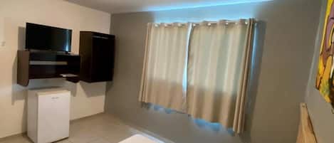 Comfort Double Room | Iron/ironing board, free WiFi