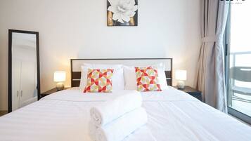 Iron/ironing board, WiFi (free), bed sheets