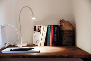 Bügeleisen/Bügelbrett, kostenloses WLAN