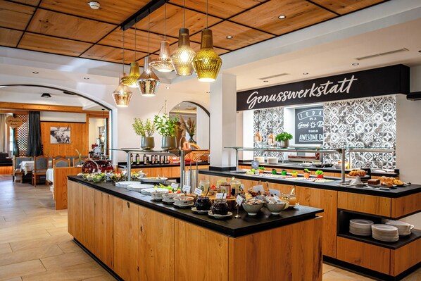 Petit déjeuner buffet compris tous les jours