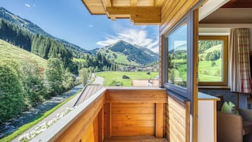 Deluxe Double Room | Balcony view