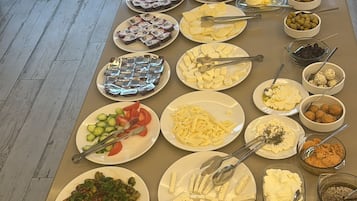 Desayuno completo incluido todos los días