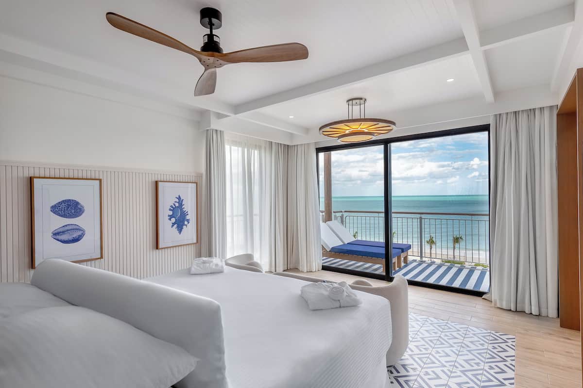 Privilege Master Suite Ocean Front | 1 makuuhuone, ilmaiset minibaarituotteet, tallelokero huoneessa