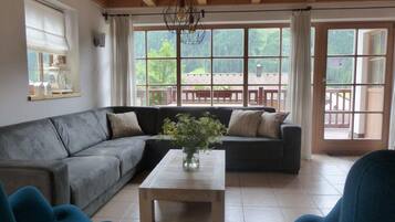 Chalet | Living room