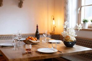 House | Interior detail - Authentic Mountain Retreat for 12 (Wald im Pinzgau)