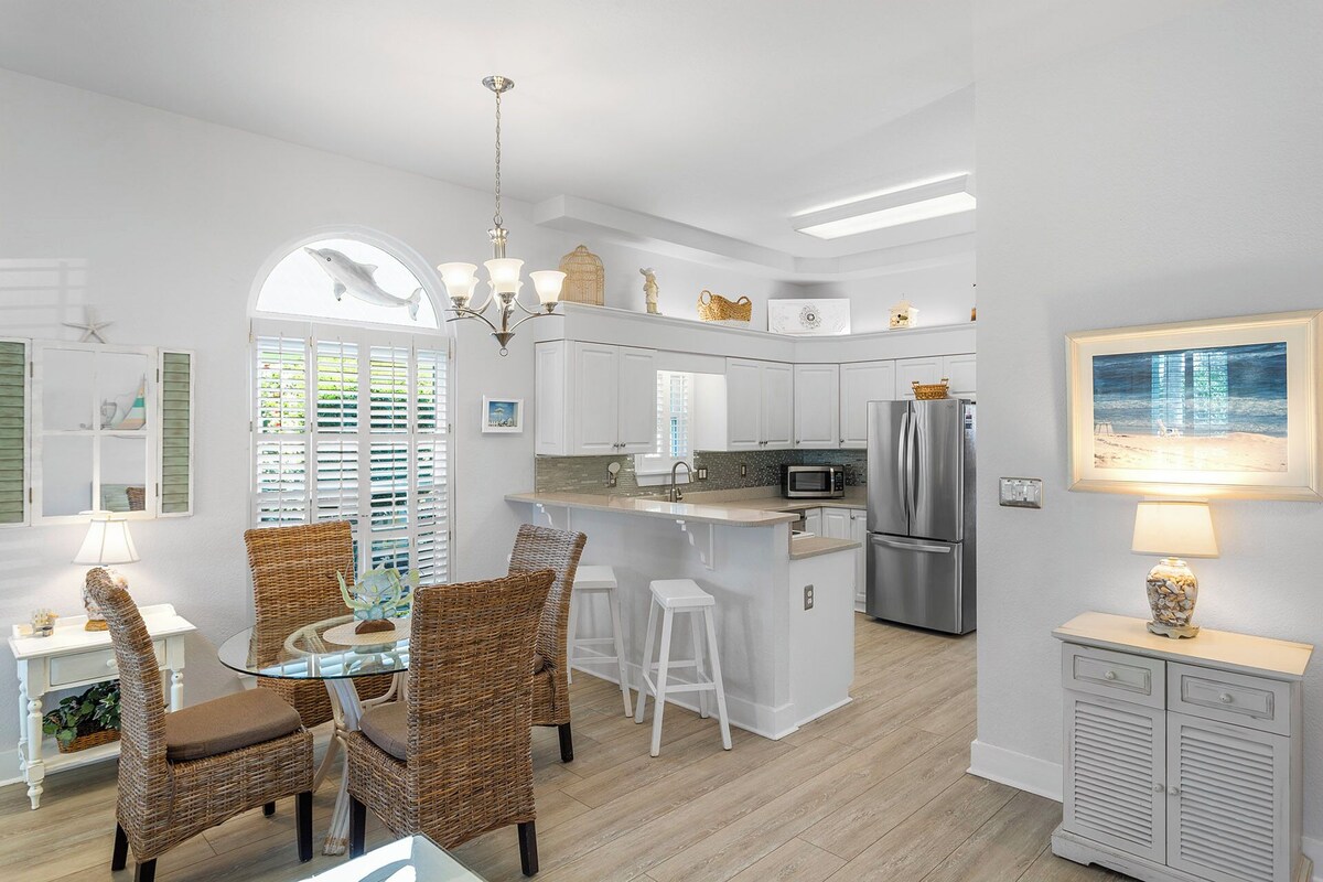 Photo 5 of Cotton Candy - Crystal Beach Cottages, Near Beach, Destin, Community Pool!