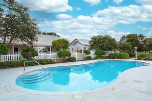 Piscine chauffée