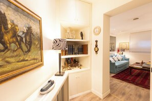Interior - Knights' Suite (Roma)