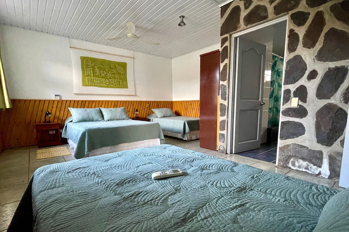 Triple Room, Courtyard View