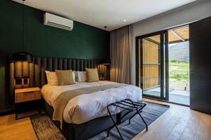 Junior Suite | In-room safe, desk, laptop workspace, blackout curtains - @Franschhoek Hotel (Franschhoek)