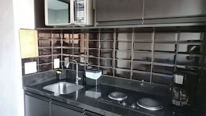 Suite | Private kitchen - Elegance Suítes Anhembi (São Paulo)