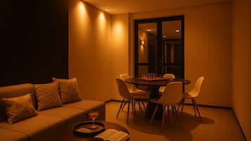 Suite | Interior