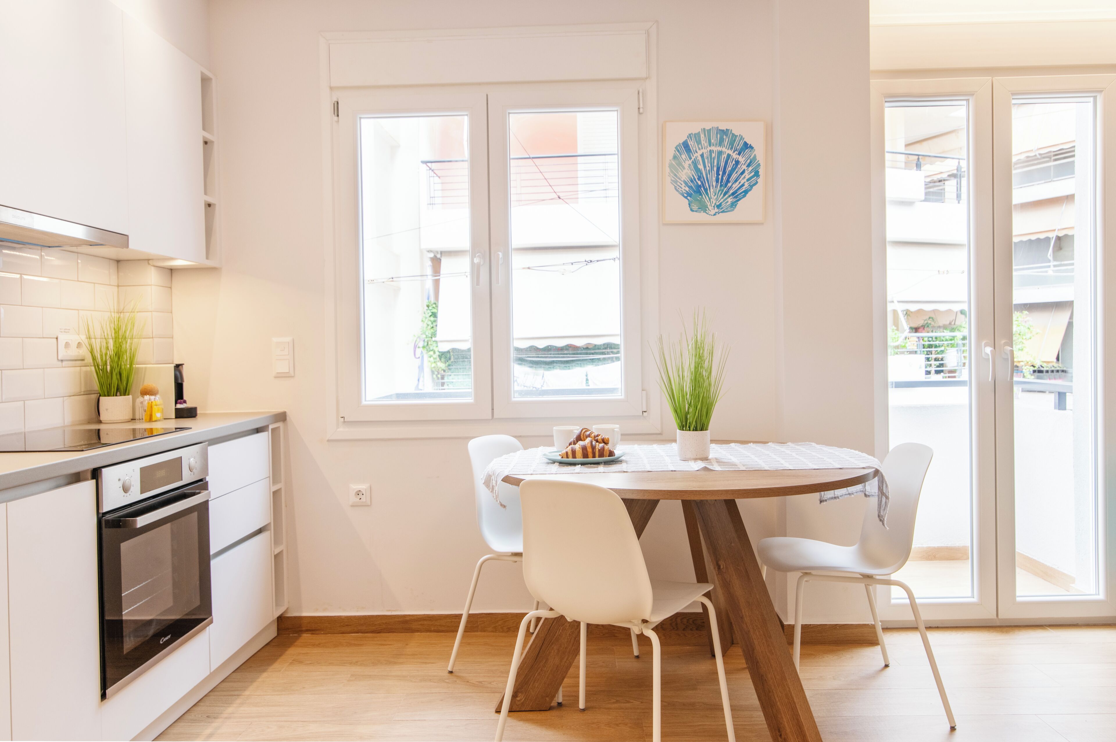 Apartment, 1 Bedroom, Balcony | Dining room