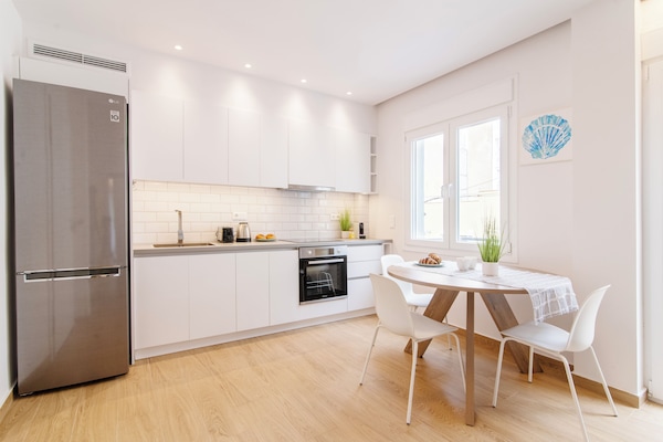 Apartment, 1 Bedroom, Balcony | Private kitchen | Full-size fridge, oven, stovetop, cookware/dishes/utensils