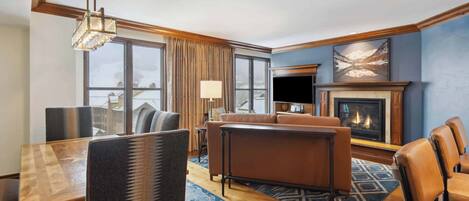 Télévision, cheminée