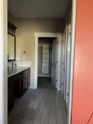 Interior - Pristine townhome near Sand Dunes with Ample Street Parking (Saint Anthony)