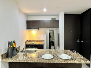 Room, 1 Bedroom, Accessible, Smoking | Interior