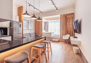 Junior Studio, Balcony | Living area | 55-inch Smart TV with cable channels - Probar Suites Punta Cana (Punta Cana)