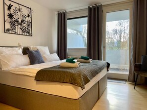 1 bedroom, iron/ironing board, WiFi, bed sheets