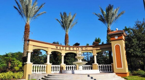 Property grounds - Gated 24/7/5bdr/ private pool/spa, GR/grill, 180 (Davenport)