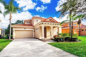 Exterior - Gated 24/7/5bdr/ private pool/spa, GR/grill, 180 (Davenport)