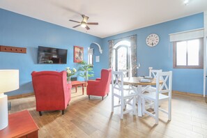 Dining - Montecristo 4 - Two Bedroom Villa, Sleeps 4 (Torrepalma)