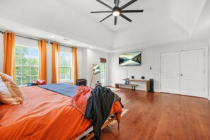 6 chambres, fer et planche à repasser, Wi-Fi, draps fournis