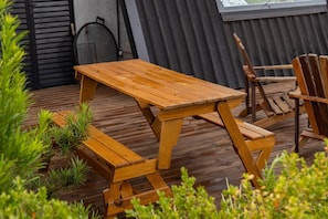 Cabin | Outdoor dining