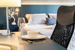1 bedroom, iron/ironing board, WiFi, bed sheets - Flat em Hotel, Berrini, Brooklin / WTC Events (Cidade Monções São Paulo)