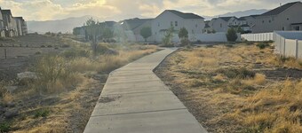 A peaceful abode with adventure and entertainment nearby!