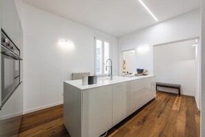 Căn hộ Deluxe, quang cảnh thành phố | Bếp riêng | Ấm điện