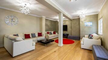 3 bedrooms