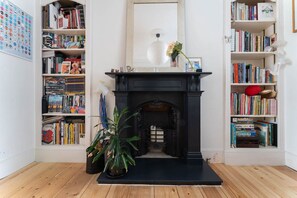 3 bedrooms - Host Stay Montpelier Townhouse (Brighton)