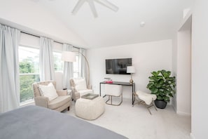 2 bedrooms, desk, iron/ironing board, free WiFi