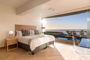 6 bedrooms, desk, iron/ironing board, WiFi