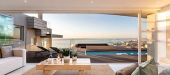 The Summit Camps Bay - Luxury Villa | Views | Pool