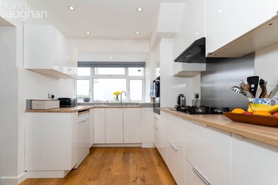 Host Stay Overhill House