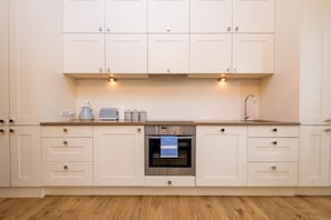 House | 1 bedroom, Internet - Host Stay Brunswick Sea View (Hove)